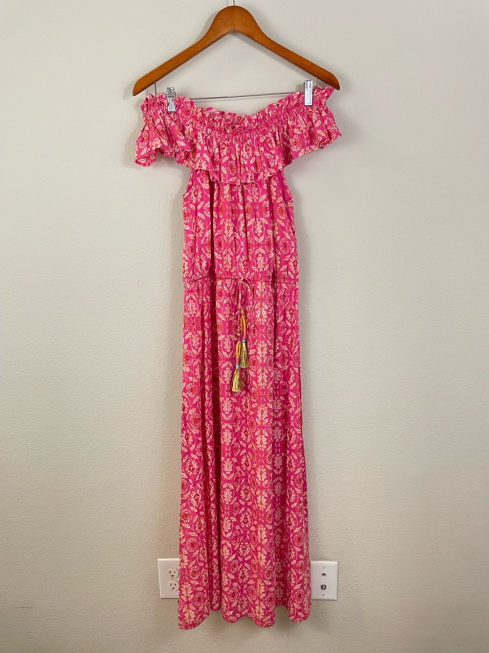 THML Pink Floral Off-Shoulder Maxi Dress with Tassel Waist Size M Boho Beach - Picture 3 of 12